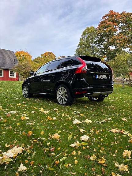 Volvo XC60 4 of 10