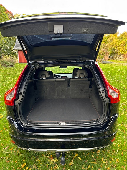 Volvo XC60 5 of 10