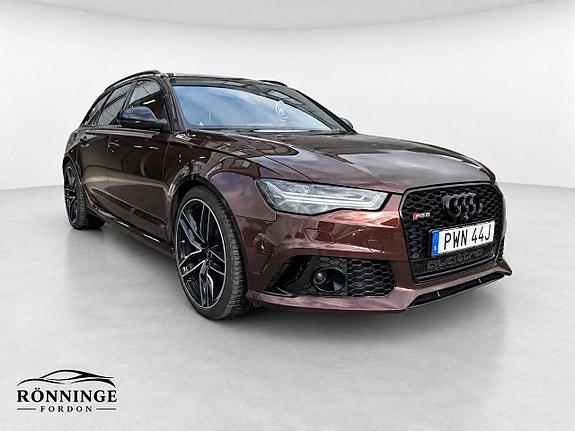 Audi RS6 2 of 17