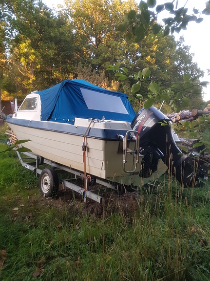 Hirvas 575 + Mercury 60hk + Trailer 2 of 2