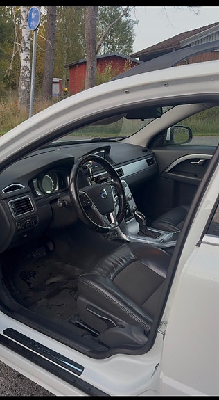 Volvo V70 7 of 7