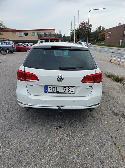 Volkswagen Passat 6 of 8