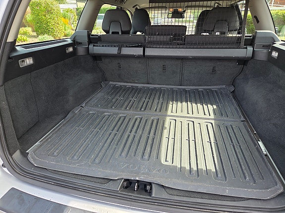 Volvo V70 16 of 17