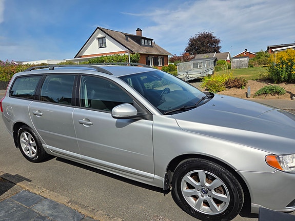 Volvo V70 17 of 17