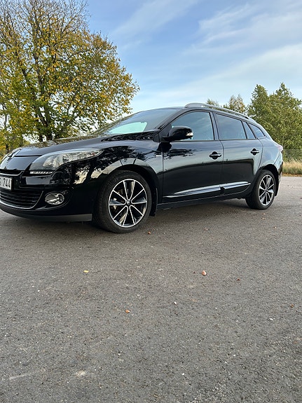 Renault Megane III 6 of 9