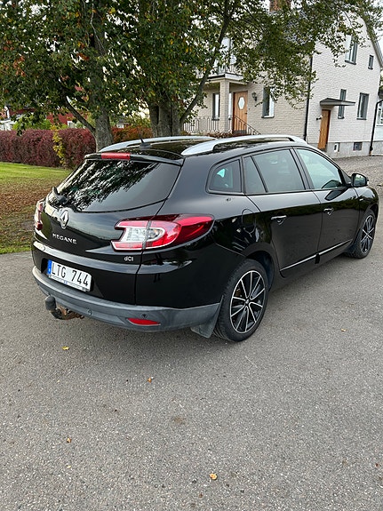 Renault Megane III 3 of 9