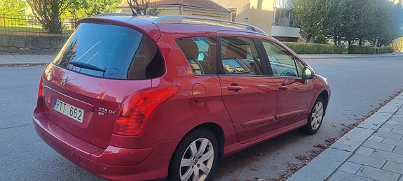 Peugeot 308 SW 3 of 10