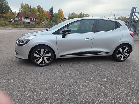 Renault Clio 3 of 12