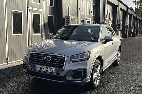 Audi Q2 2 of 23