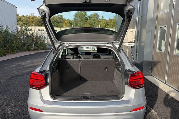 Audi Q2 23 of 23