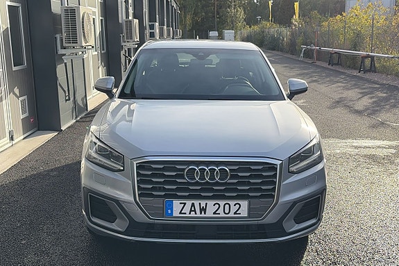 Audi Q2 3 of 23