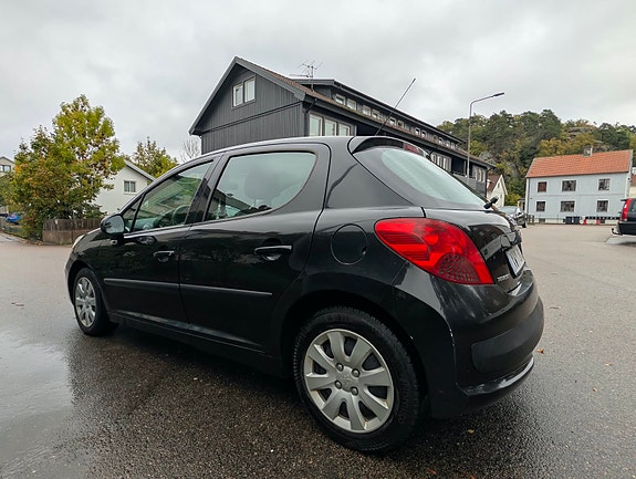 Peugeot 207 3 of 13