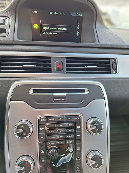 Volvo XC70 22 of 25