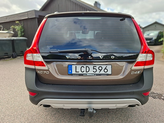 Volvo XC70 15 of 25
