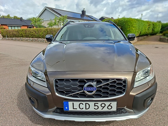 Volvo XC70 16 of 25