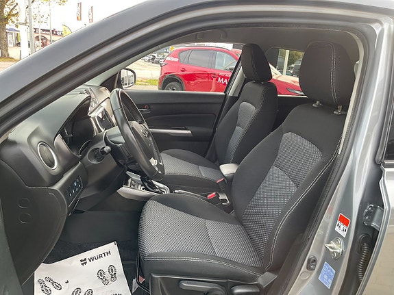 Suzuki Vitara 11 of 28