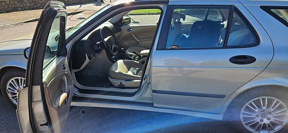 Saab 9-5 5 of 6