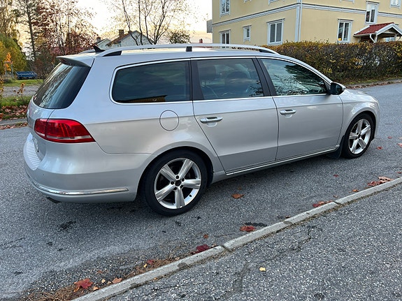 Volkswagen Passat 3 of 15