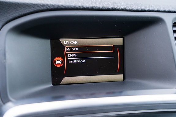 Volvo V60 11 of 23