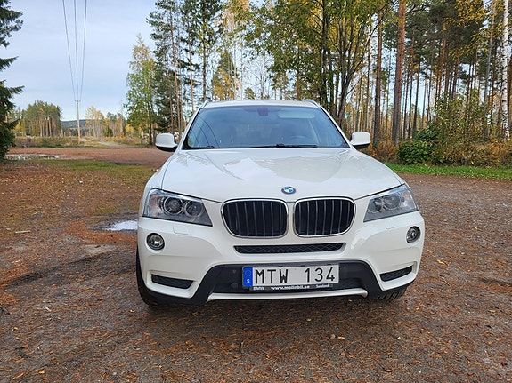 BMW X3 3 of 6