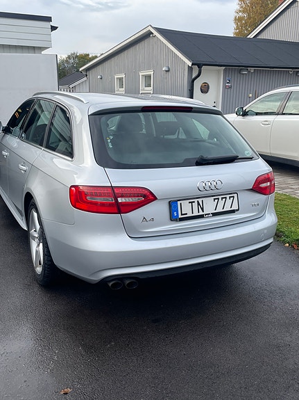 Audi A4 4 of 12