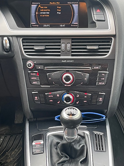 Audi A4 9 of 12