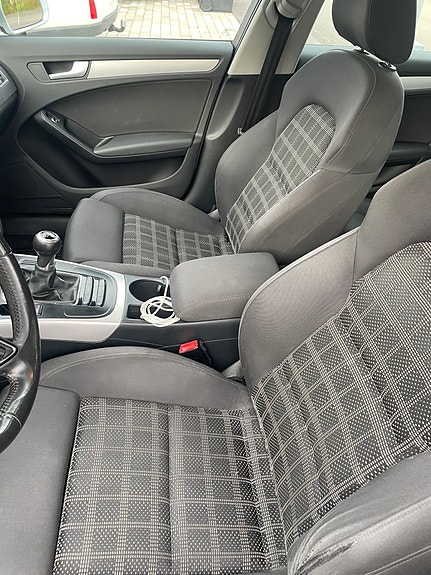 Audi A4 8 of 12