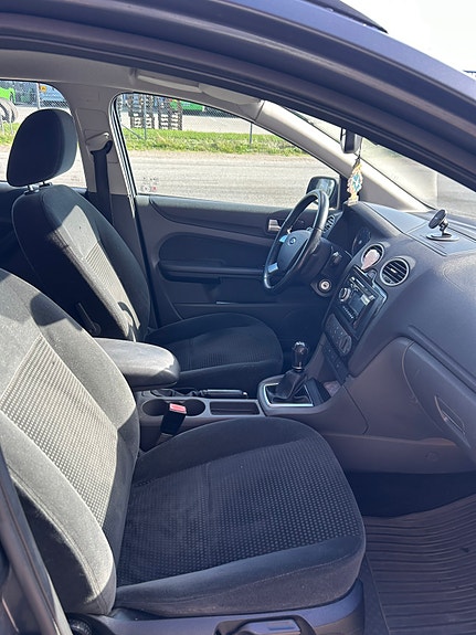 Ford Focus 6 of 7