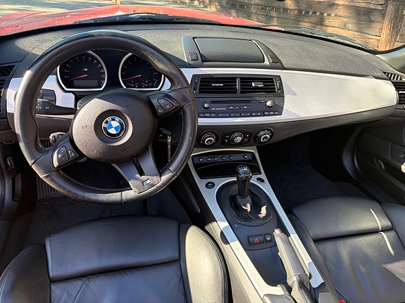 BMW Z4 2 of 9