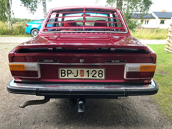 Volvo 142 8 of 18