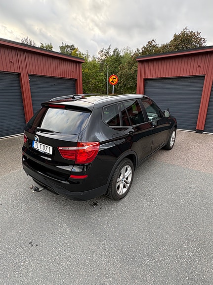 BMW X3 3 of 12