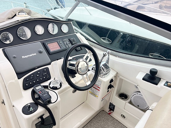 Sea Ray Sundancer 330 -2010 | 2 x Mercruiser 377 DTS Axius 5 of 12