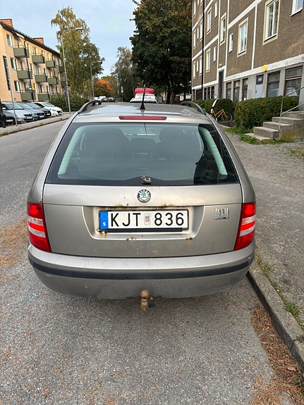 Skoda Fabia 4 of 8