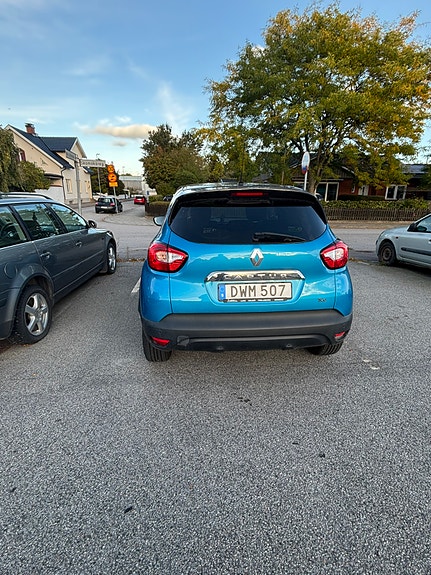 Renault Captur 2 of 7