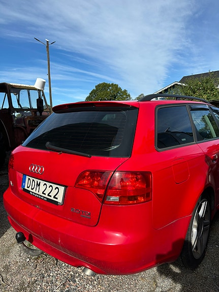 Audi A4 3 of 9