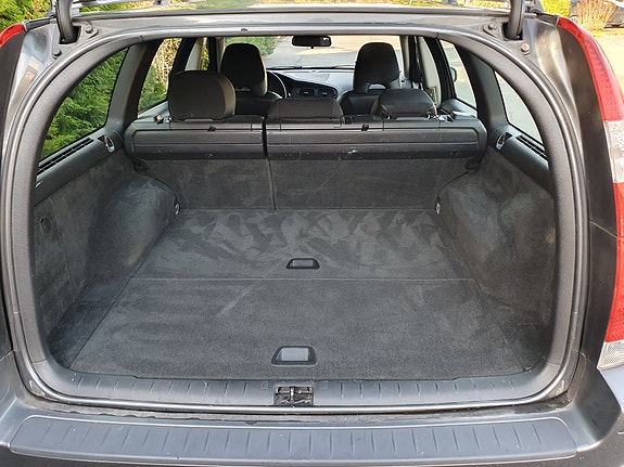 Volvo V70 10 of 11
