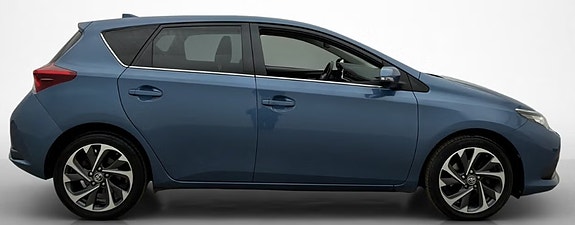 Toyota Auris 2 of 14