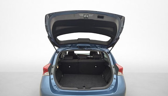 Toyota Auris 9 of 14