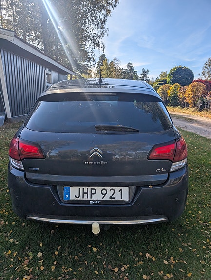 Citroen C4 2 of 10