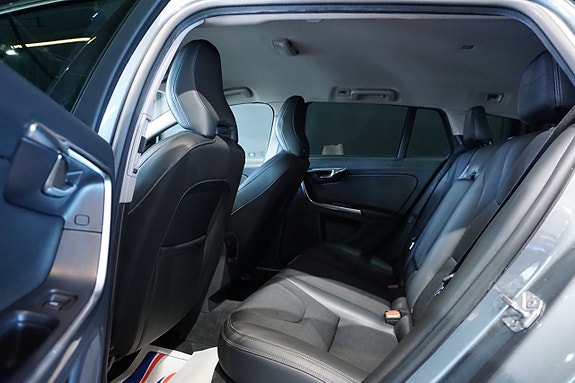 Volvo V60 8 of 18