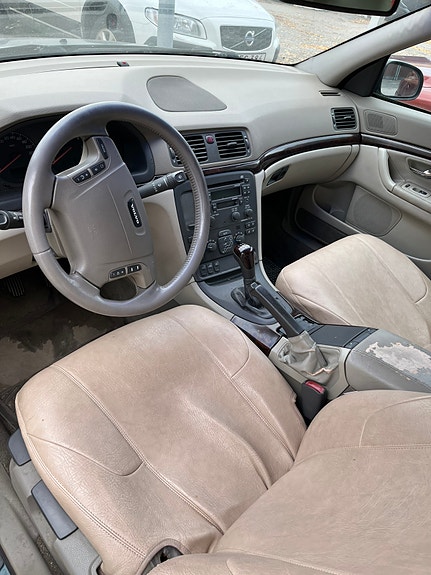 Volvo S80 7 of 7
