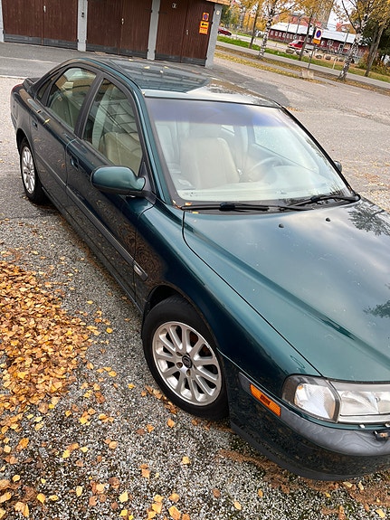 Volvo S80 3 of 7