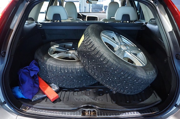 Volvo XC60 21 of 21