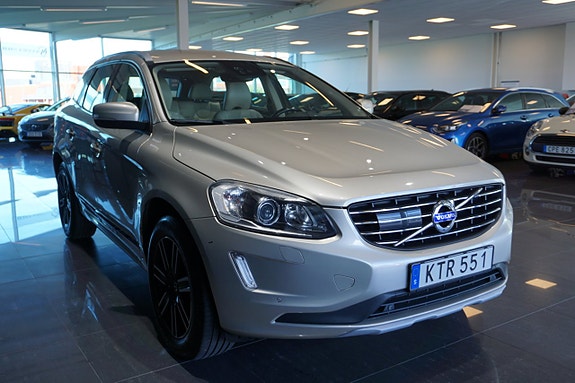 Volvo XC60 5 of 21