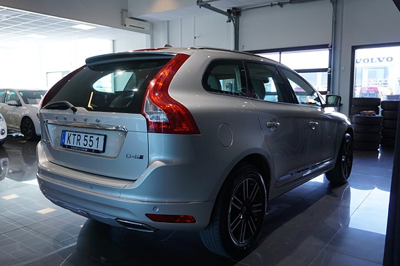 Volvo XC60 7 of 21