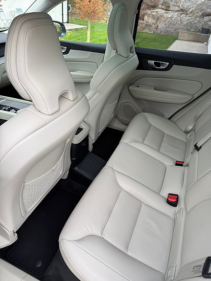 Volvo XC60 6 of 6