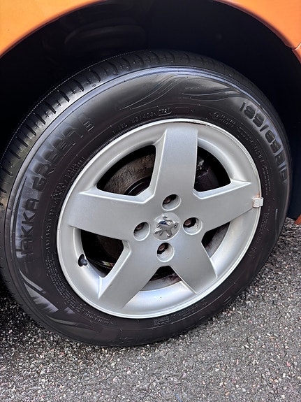 Peugeot 207 13 of 23