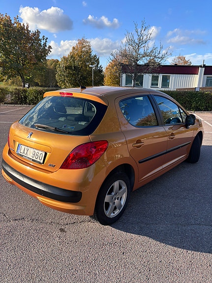 Peugeot 207 6 of 23