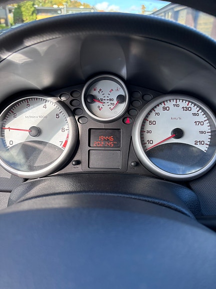 Peugeot 207 20 of 23