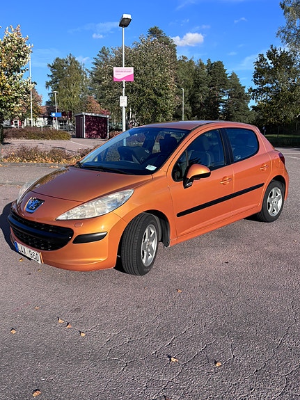 Peugeot 207 7 of 23